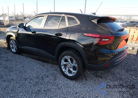 2025 Chevrolet Trax Fwd Ls z USA, uszkodzony, nr VIN KL77LFEP9SC262354